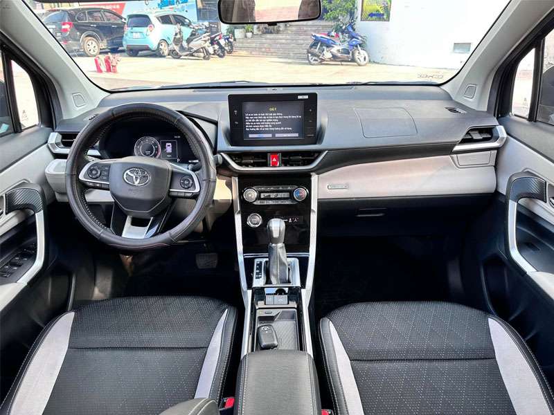 khoang lai toyota veloz binh dinh